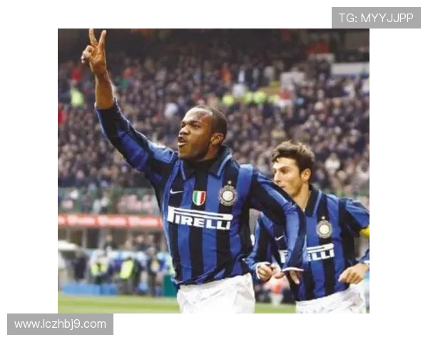 足球明星苏亚的辉煌职业生涯与成就全解析